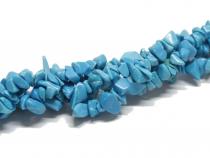 Magnesit Chips, blau gef.,  Strang, ca. 90 cm 