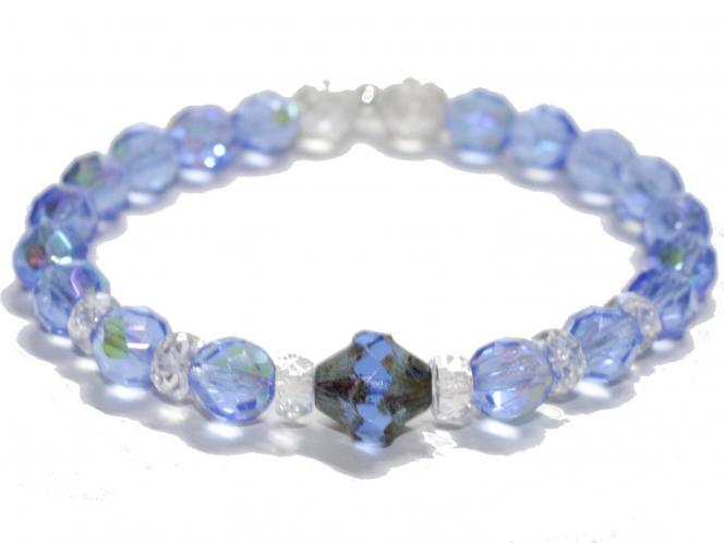 Armband in Meerblau mit Glasschliffperlen 