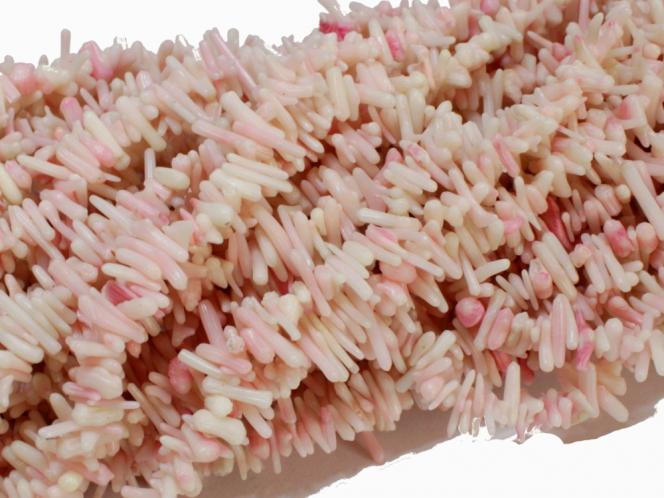 Korallenäste zartrosa gef., Strang 